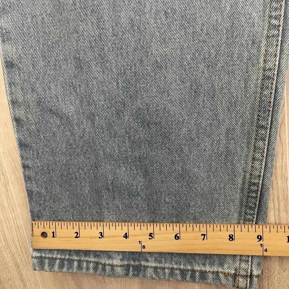 BDG Urban Outfitters Baggy Skate Fit Jeans Men's 32x30 Naturally Distressed Blue - Picture 12 of 16